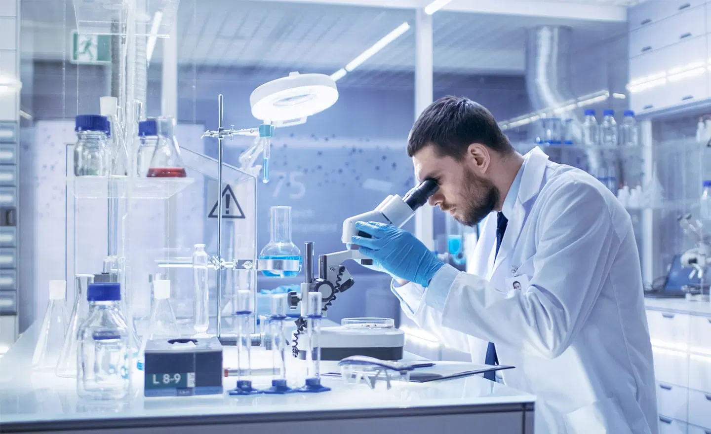 DSIT Ramps up IT Spending by £5 Million to Empower Workforce and Accelerate UK’s AI and Digital Transformation Ambitions
