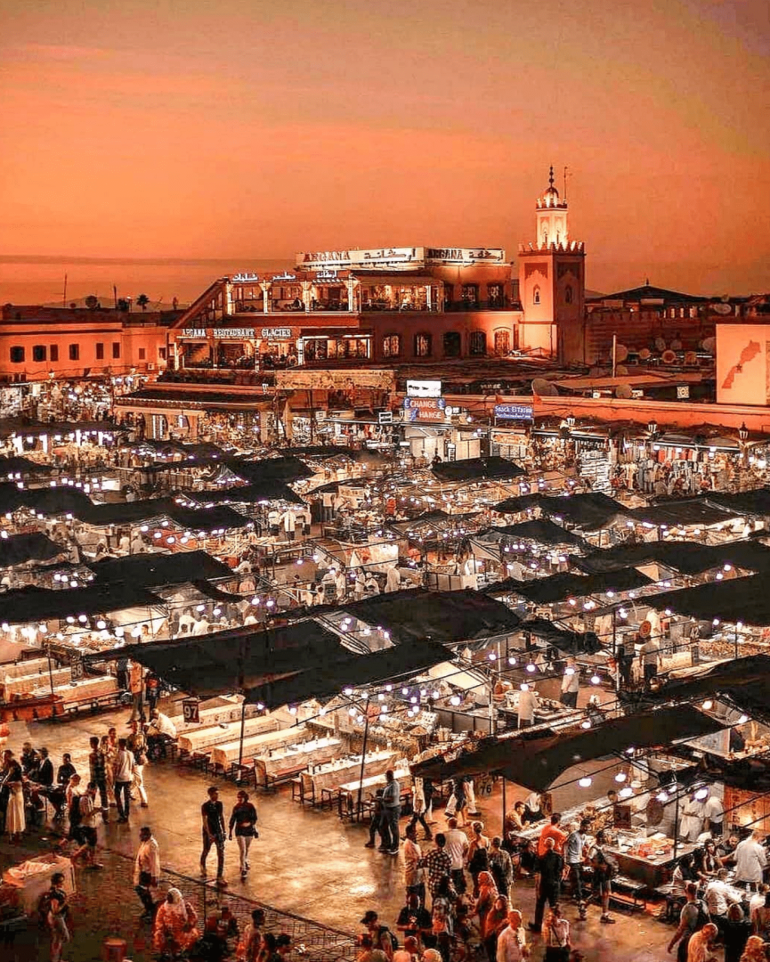 Street_Food_Delights_-_A_Taste_of_Marrakech-min.png