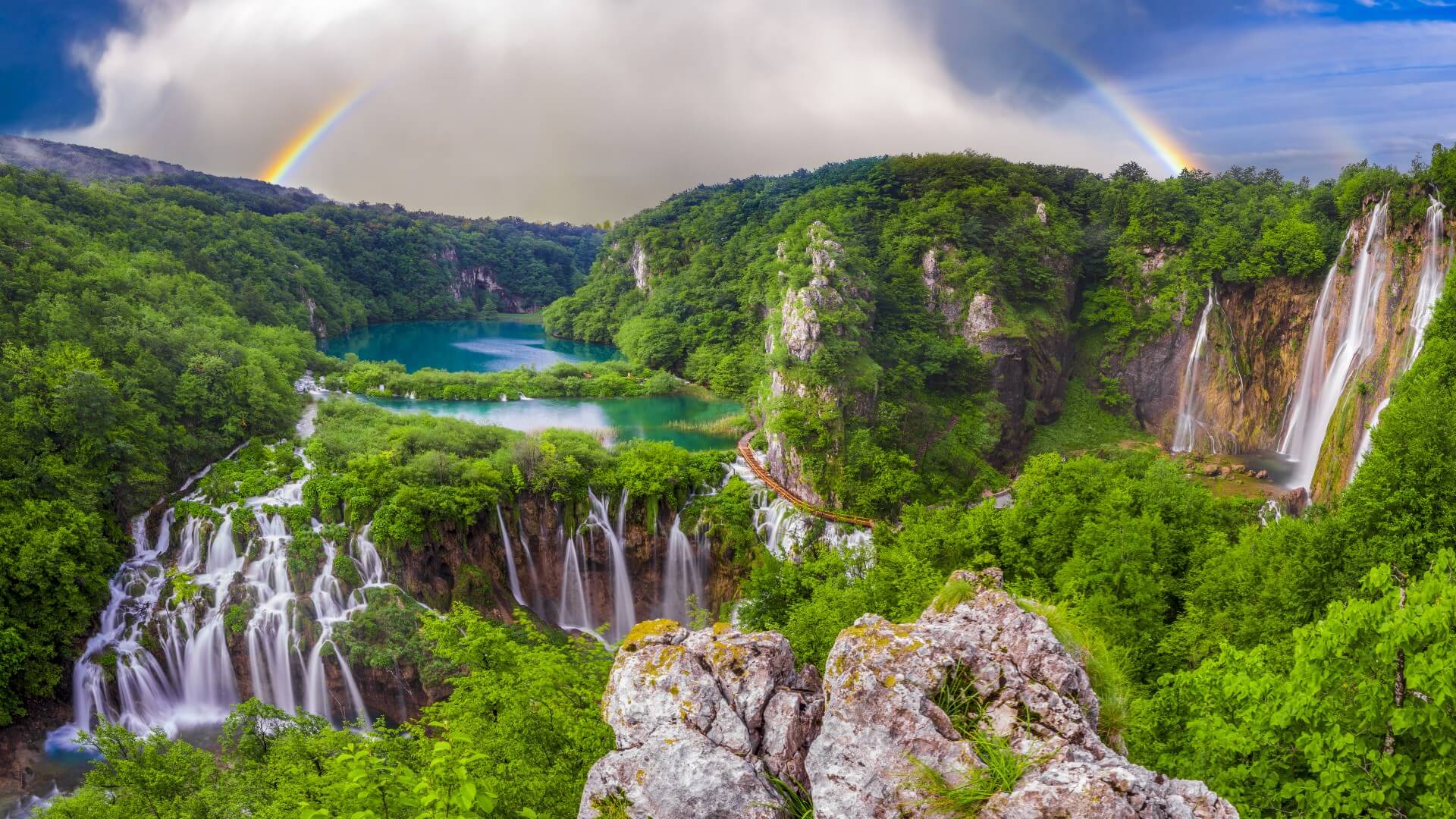 The_Plitvice_Lakes_National_Park_Croatia.jpeg