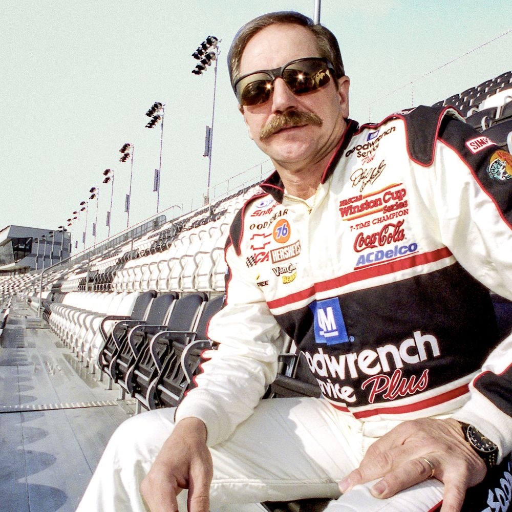 Tragic_Circumstances_Behind_the_Death_of_Dale_Earnhardt.jpg