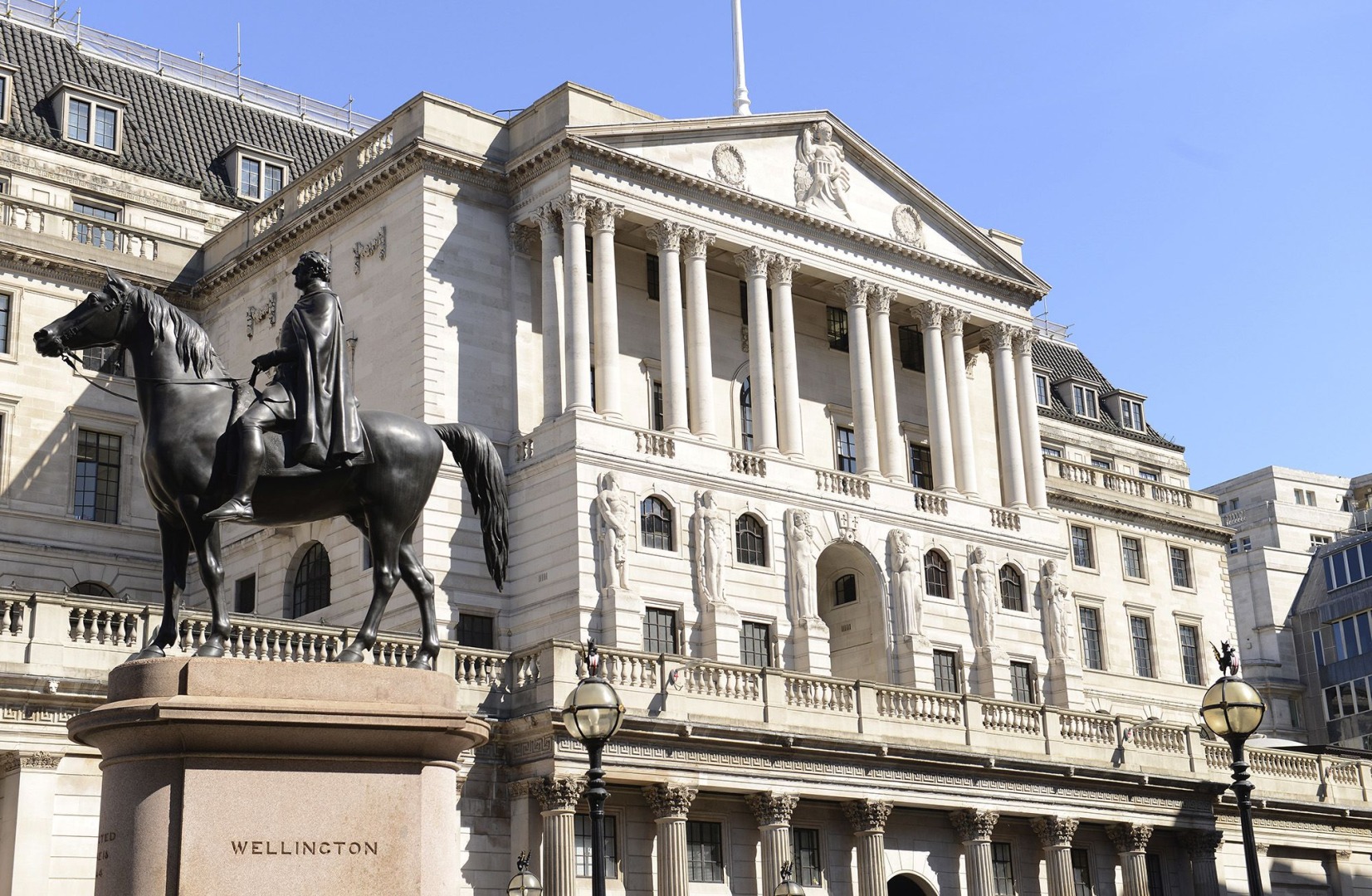 Bank of England Raises Interest Rates to 15-Year High Amid Inflation Concerns