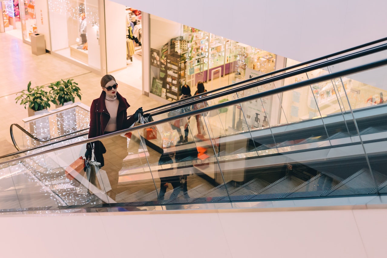 The Retail Revolution: Bringing Meaningful Customer Experience Back to the Store