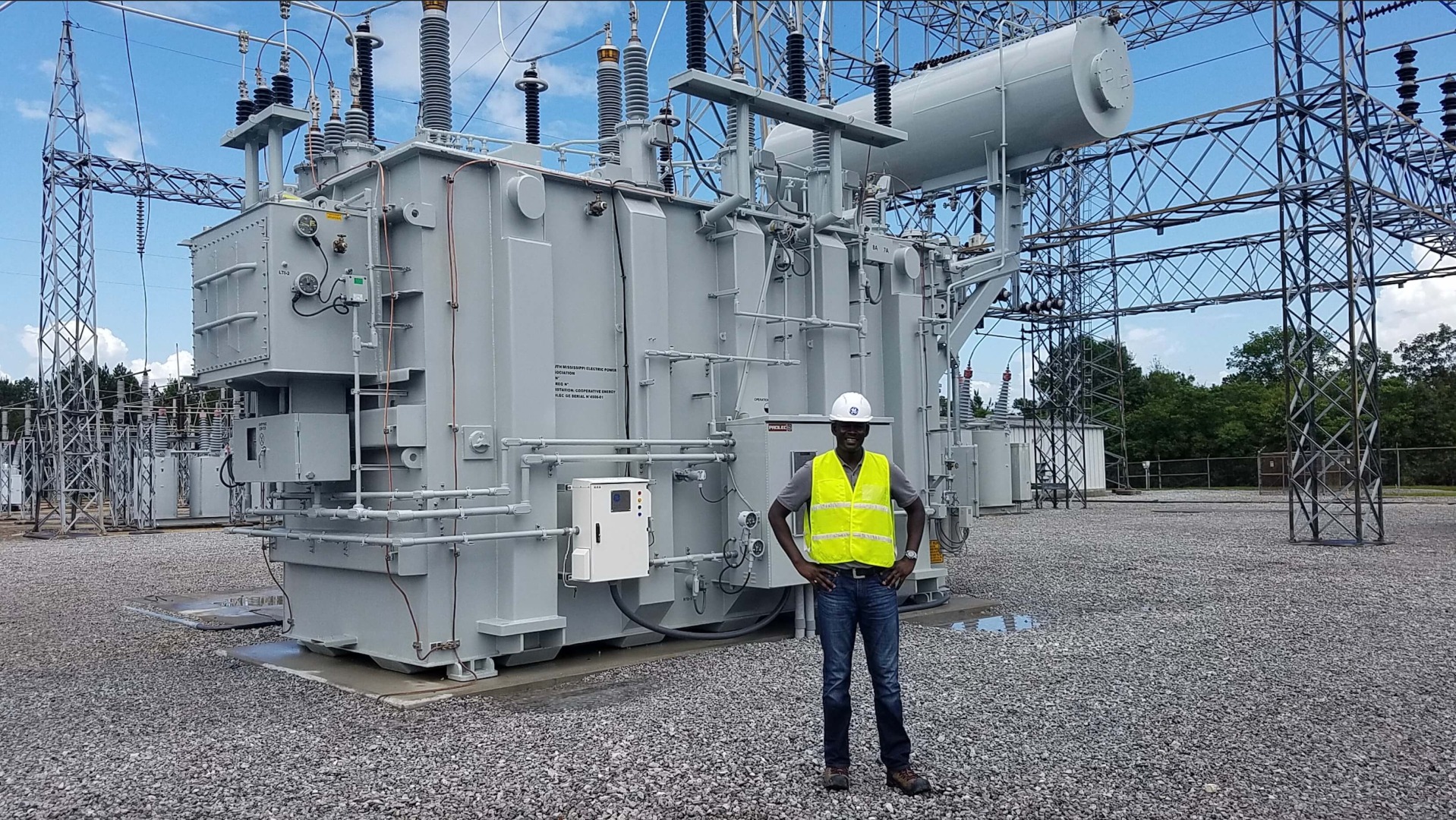 Common Reasons for Use Power Transformers in Residential Areas