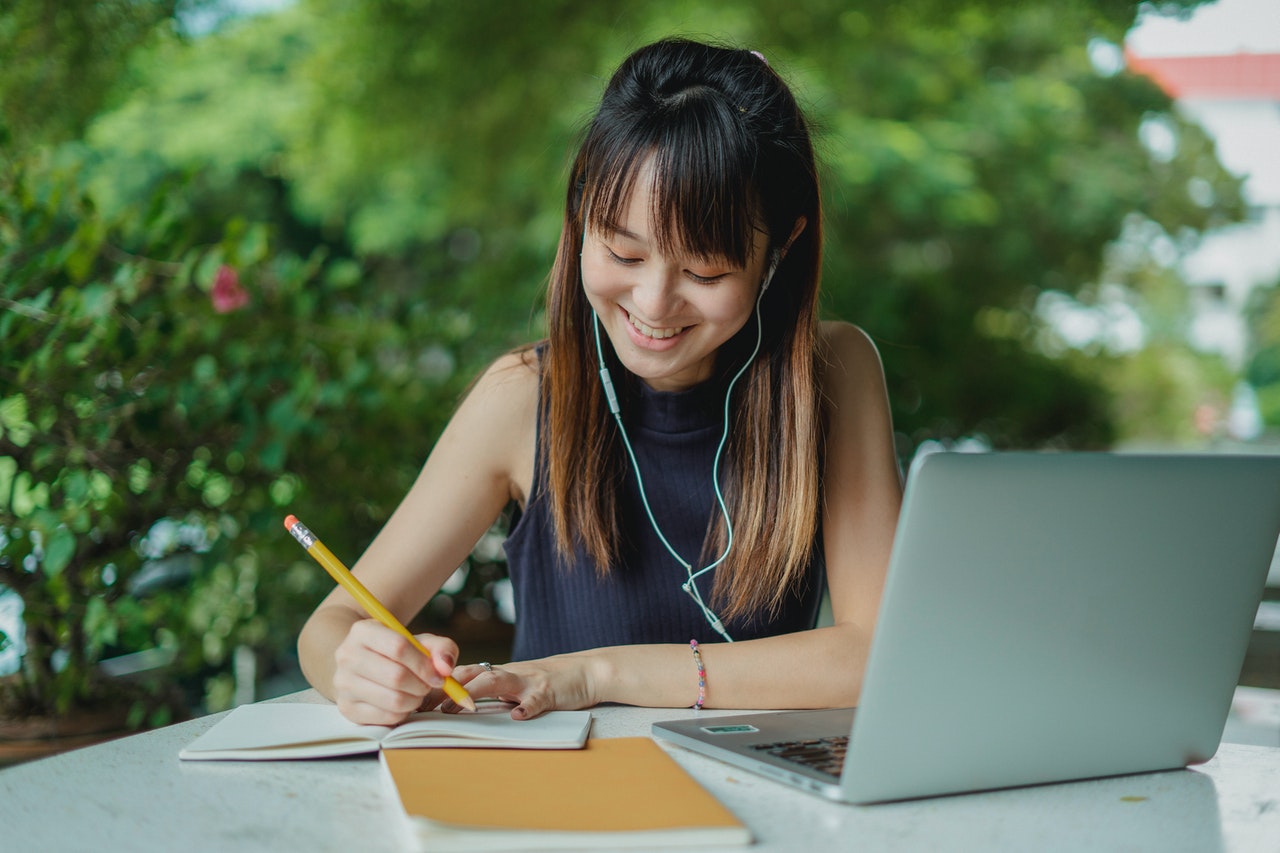 7 Simple Steps to Writing the Perfect College Essay with a Writing Service