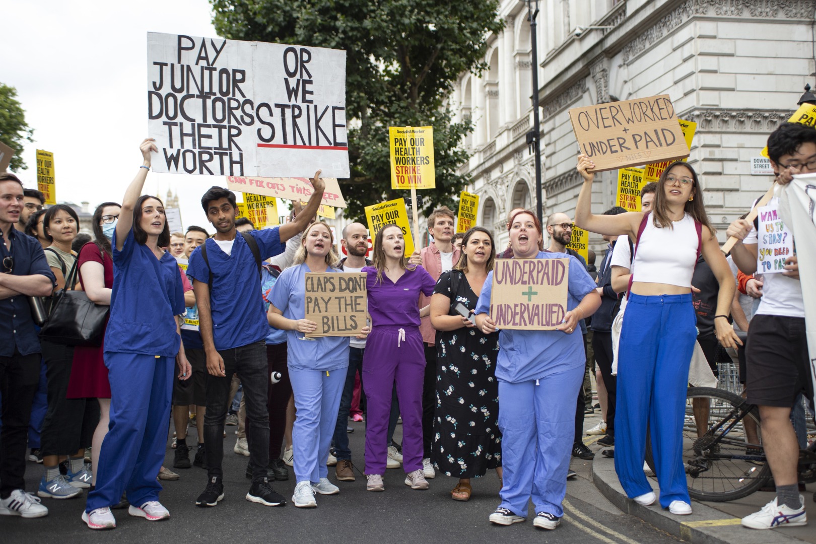 Junior Doctor Strike Leads to Over 175,000 Cancellations Highlighting NHS Crisis