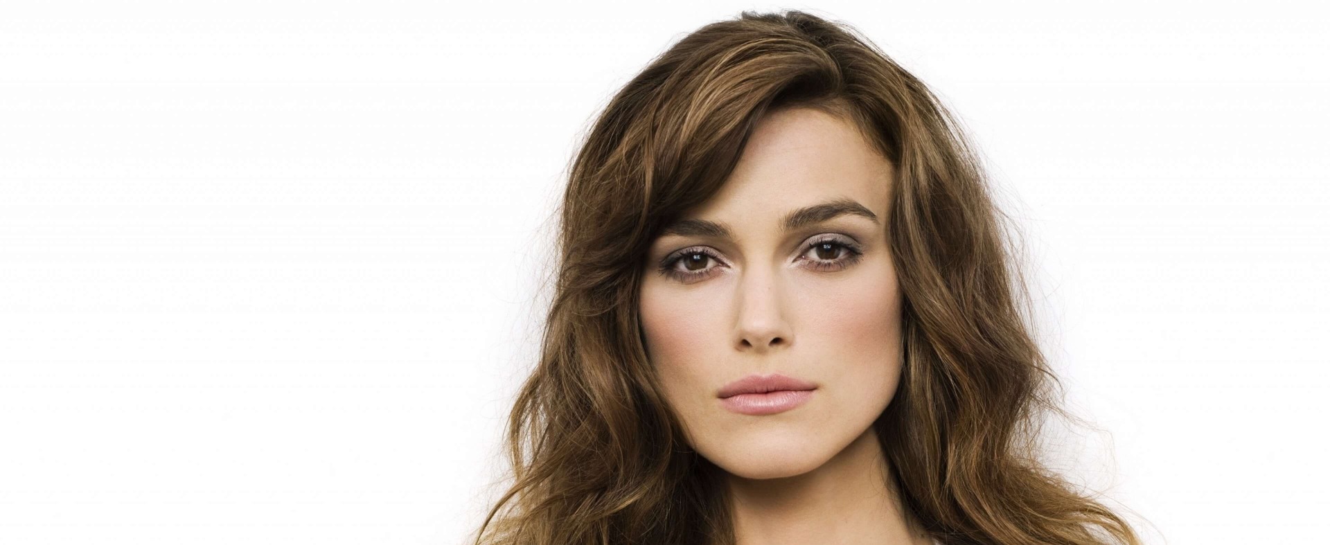 Keira Knightley talks Silent Night, English Football, and Reflects on Bend it Like Beckham