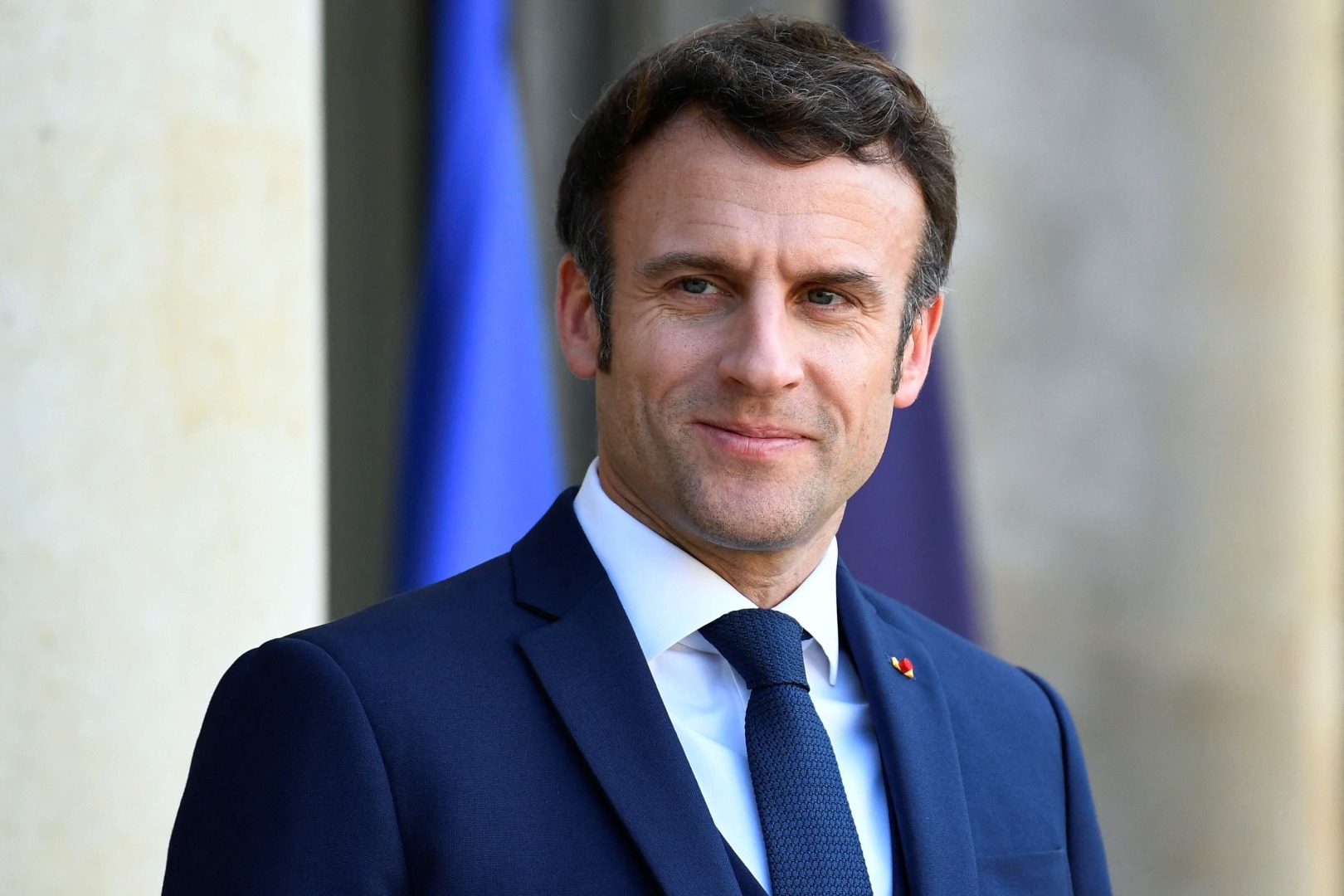 Macron Promises to Unite France After Defeating Le Pen