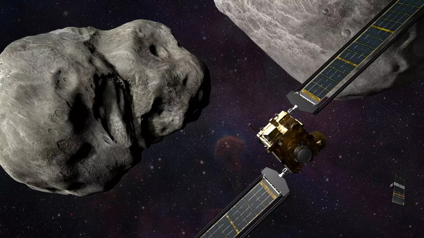 Asteroid Hit by Nasa Probe Leaves 10,000 km of Debris