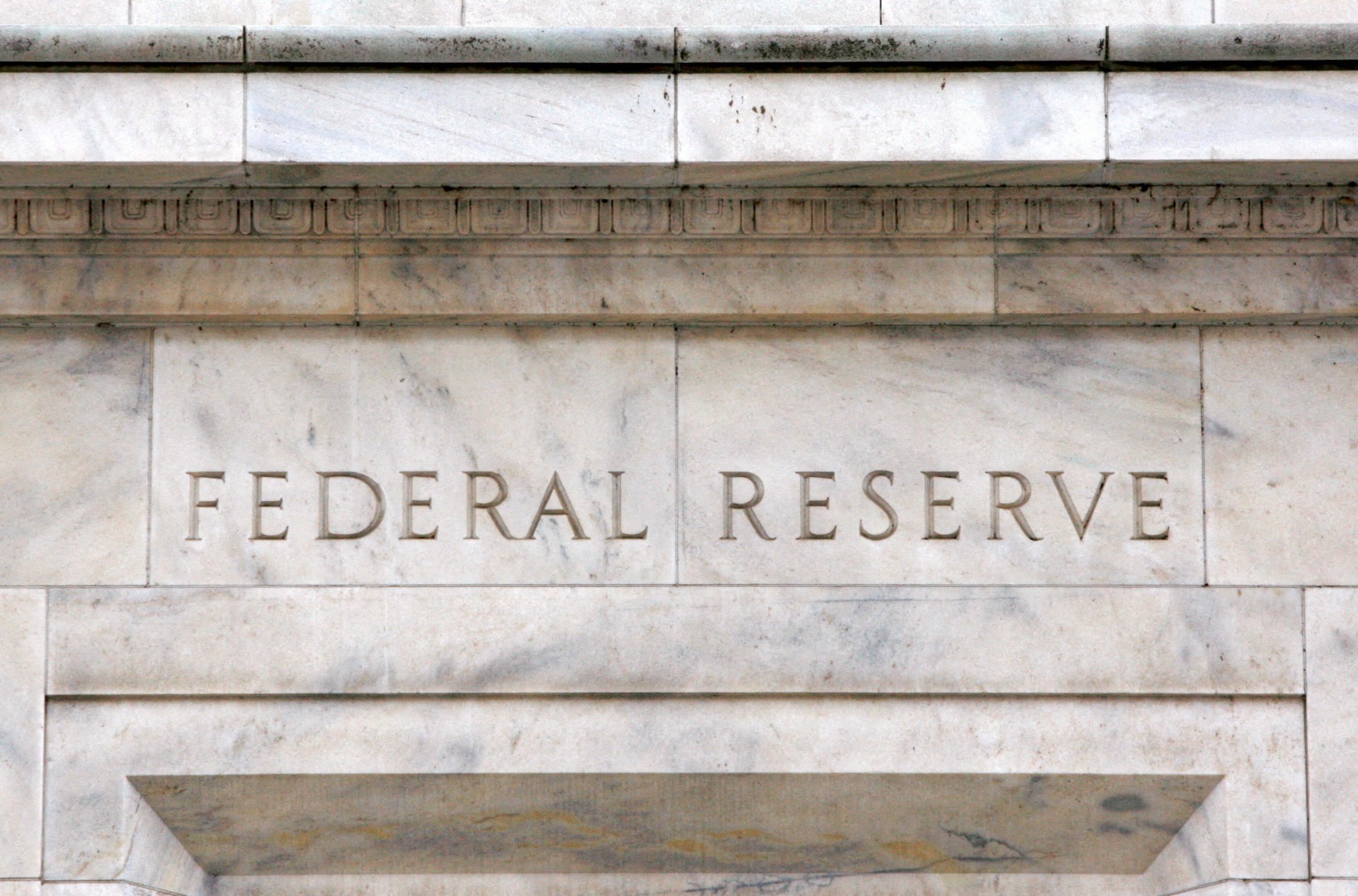 The Fed May be Killing the Private Sector to Save the US Government 