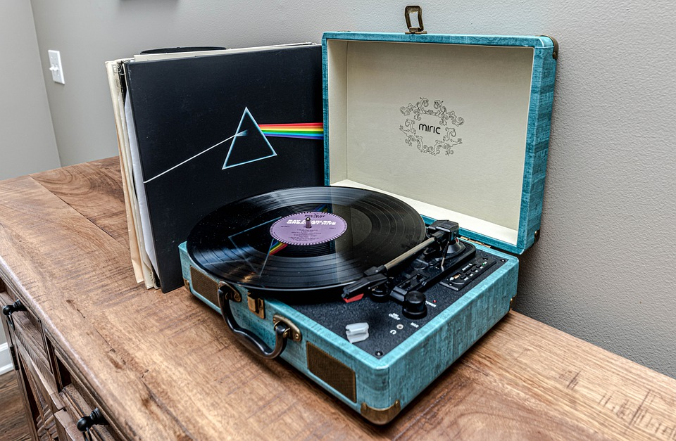 Things to Consider Before Purchasing a Record Player