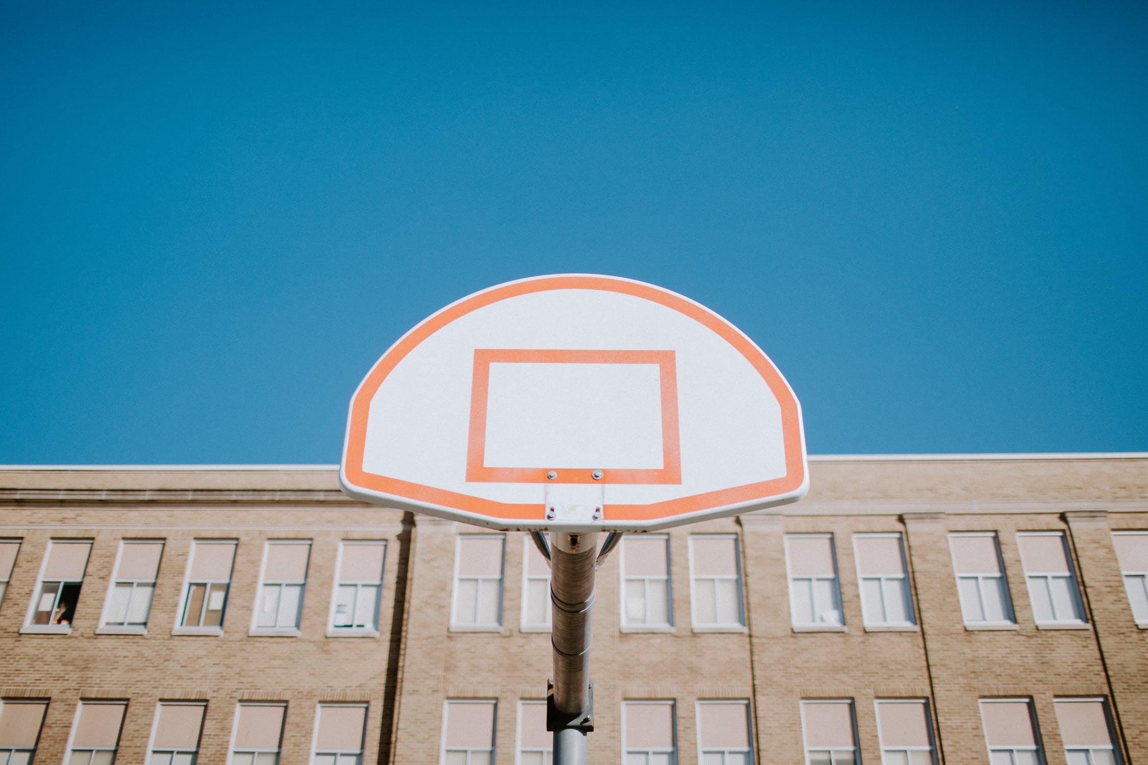 Top 4 Reasons Why Your Child Should Play Basketball