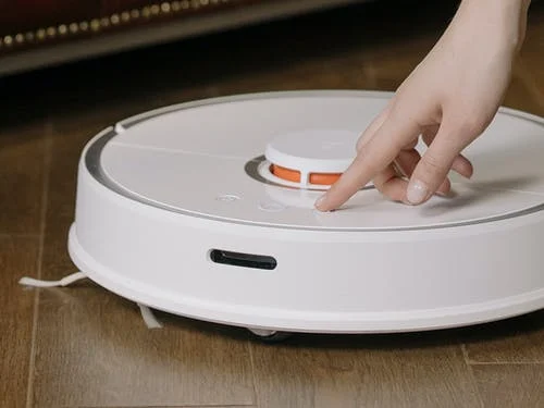 7 Things to Know Before Buying a Robot Vacuum Cleaner