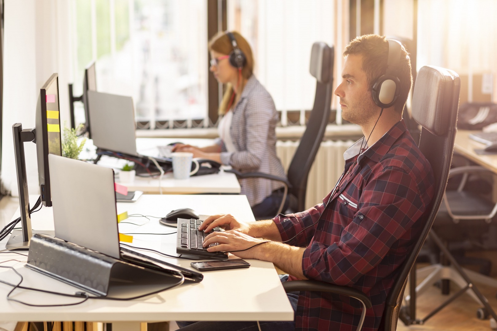 In-House IT Vs Outsourcing IT: What Works For Your Business?
