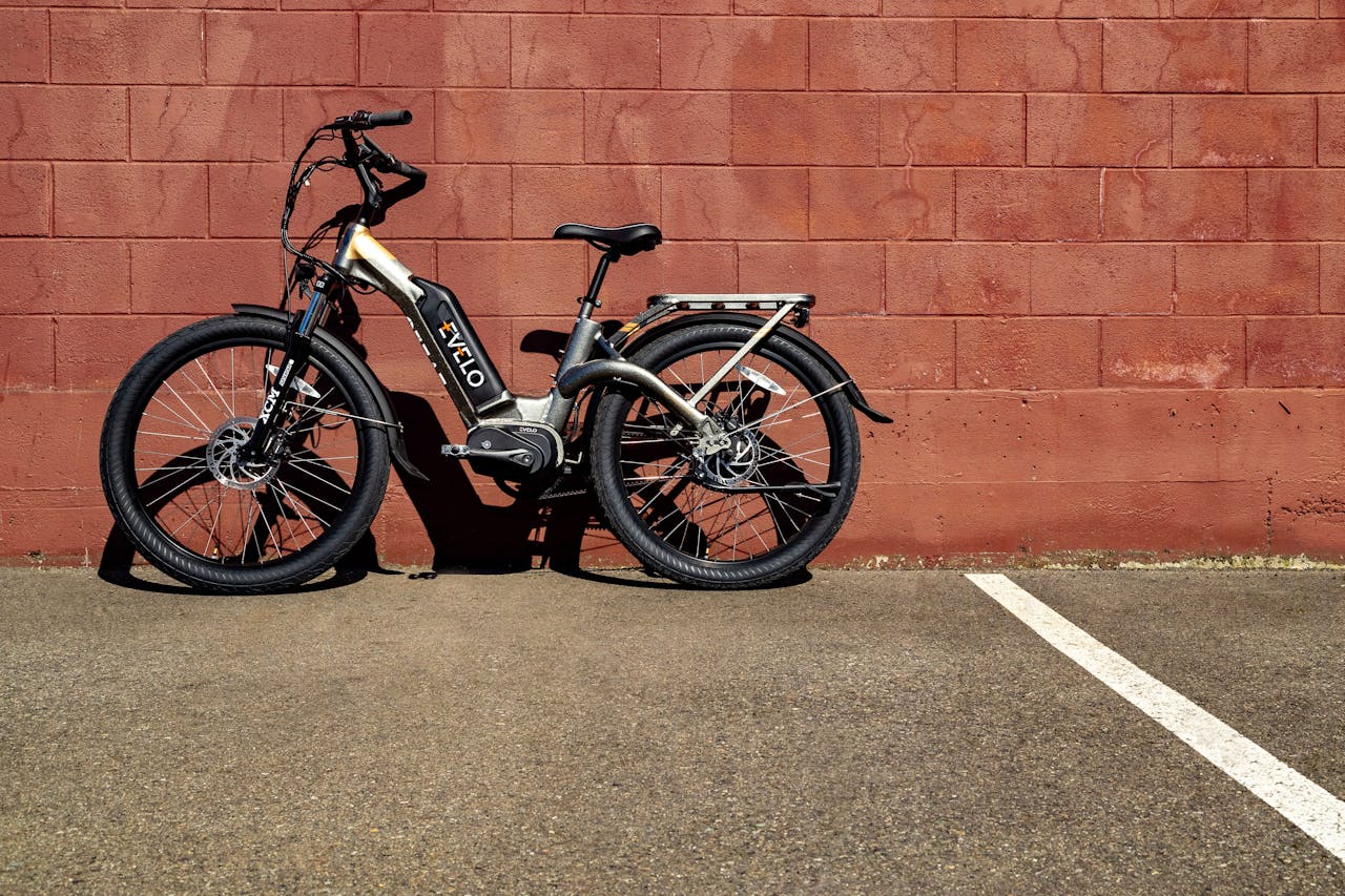 How E-Bikes are Transforming Urban Mobility