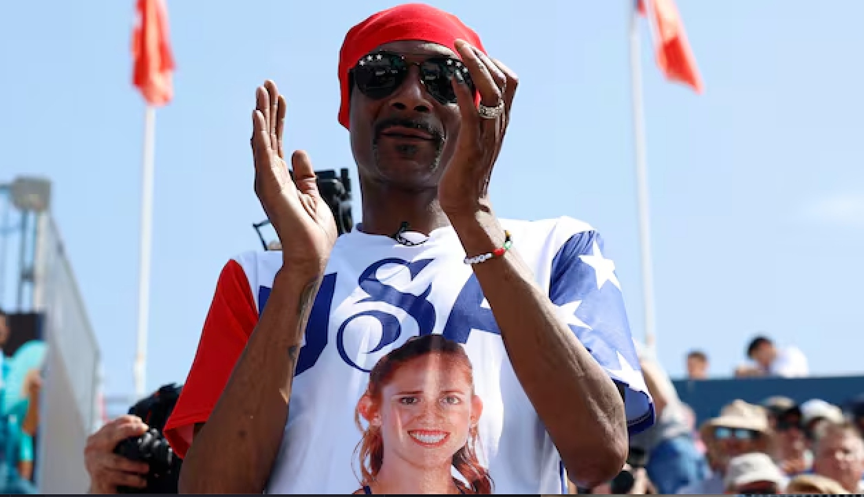 Snoop Dogg: From Rap Icon to Olympic Torchbearer - How Old Is Snoop Dogg? Rap Icon’s Real Age Uncovered