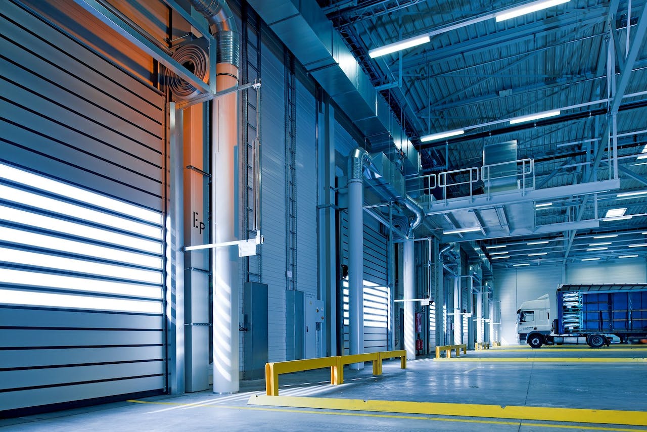 What Are the Main Components of Running a Successful Warehouse?