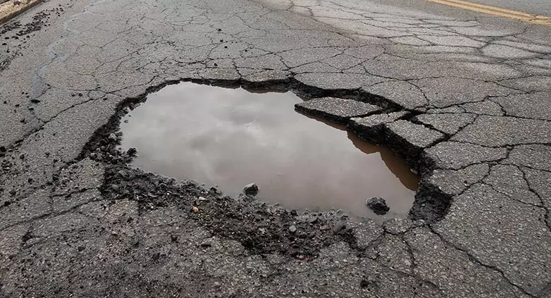 Pothole.jpeg