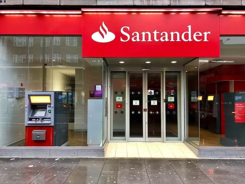 Santander_Branch-min.jpg