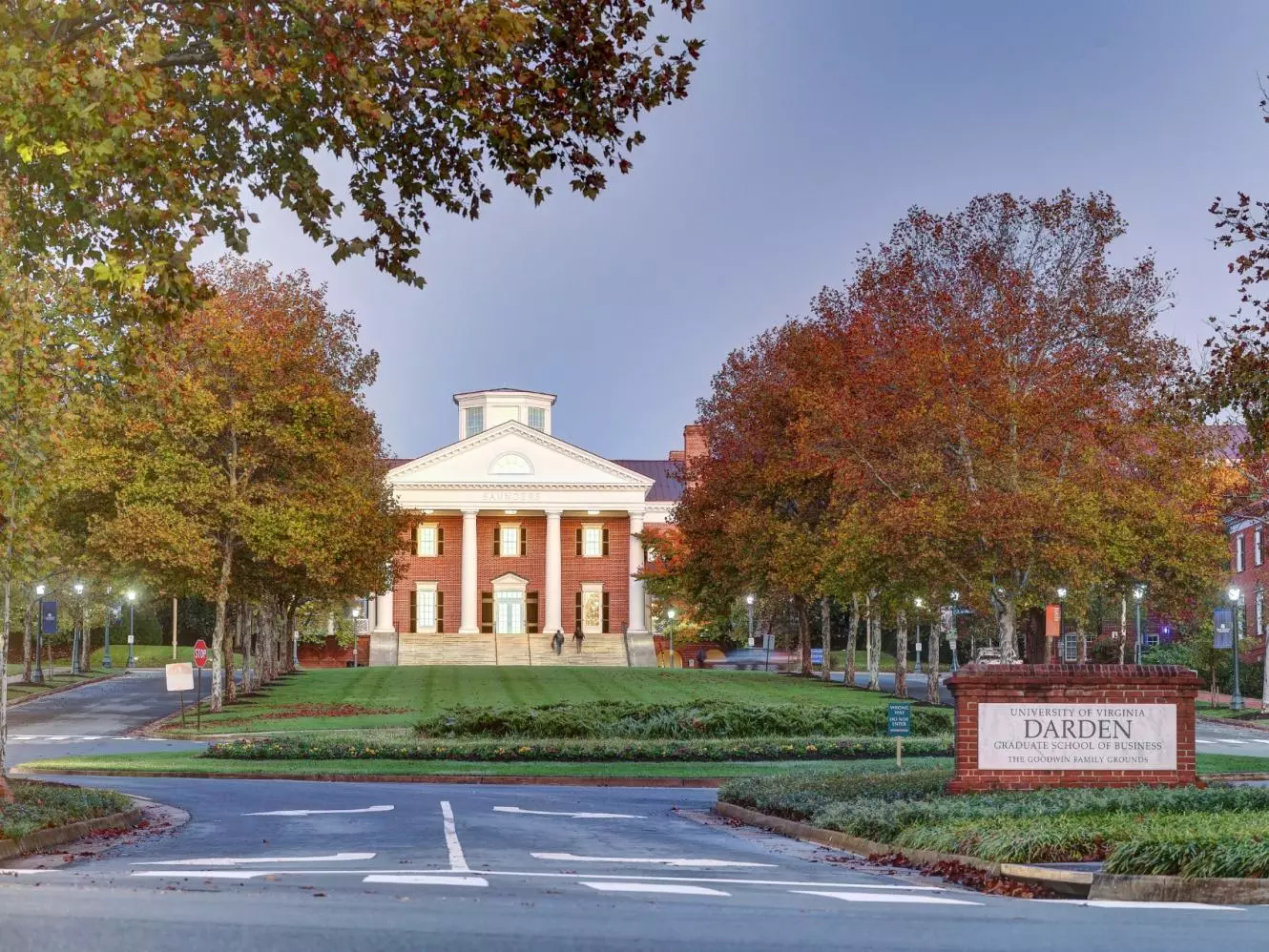 University_of_Virginia_Darden_School_of_Business.jpg