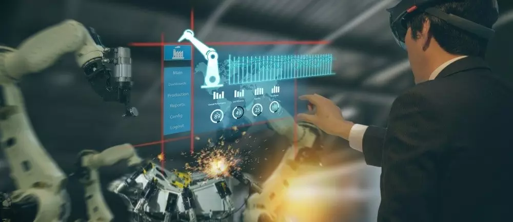 5 Ways Immersive Technologies Can Transform the Manufacturing Industry
