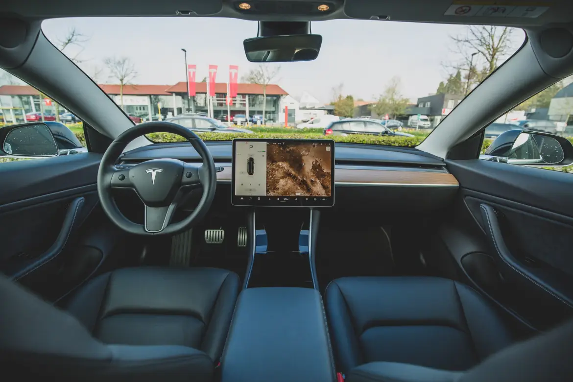 3 Tech Trends That Are Changing The Future Of The Automobile Industry 